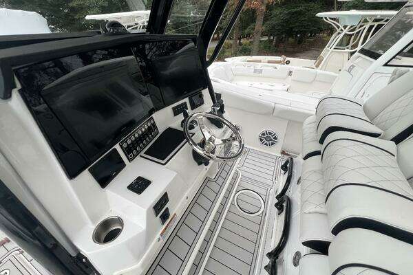 2025 Sea Fox 32