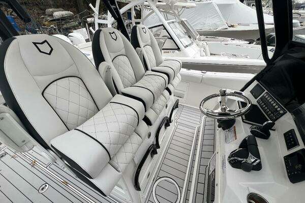 2025 Sea Fox 32