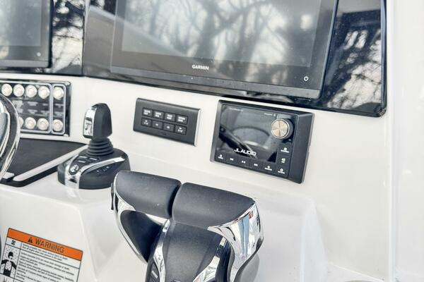 32ft Sea Fox Yacht For Sale