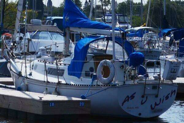 Photo of the 1981 C&C 30