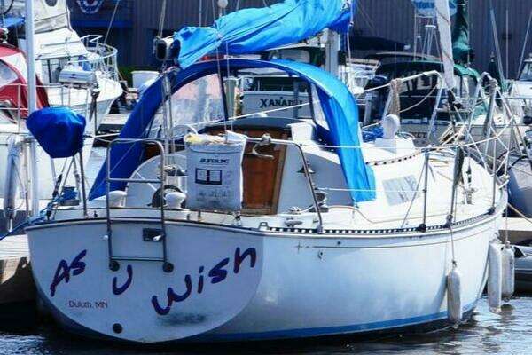 Photo of the 1981 C&C 30