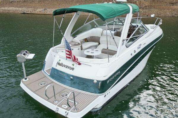 Photo of the 2004 Four Winns Vista 288