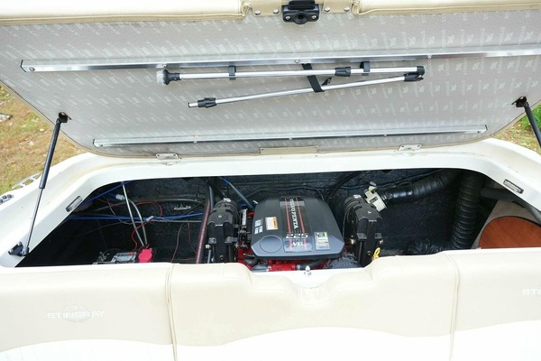 21ft Stingray Yacht For Sale