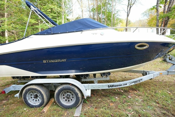 21ft Stingray Yacht For Sale