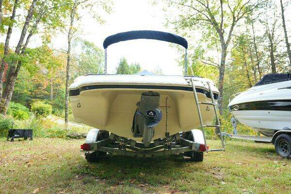 Photo of the 2016 Stingray 225 CR