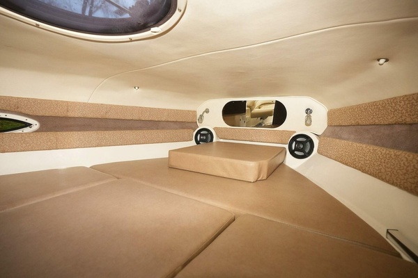 21ft Stingray Yacht For Sale