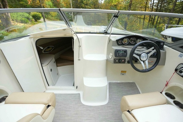 21ft Stingray Yacht For Sale