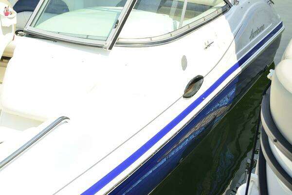 Photo of the 2011 Hurricane SunDeck 217 OB