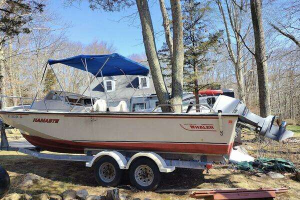 Photo of the 1983 Boston Whaler Revenge
