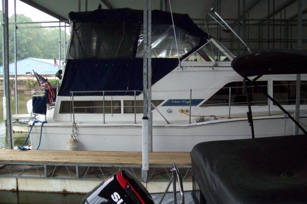 35-ft-Chris-Craft-1979-350 Catalina-UNDER THE WIRE Camden Tennessee United States  yacht for sale