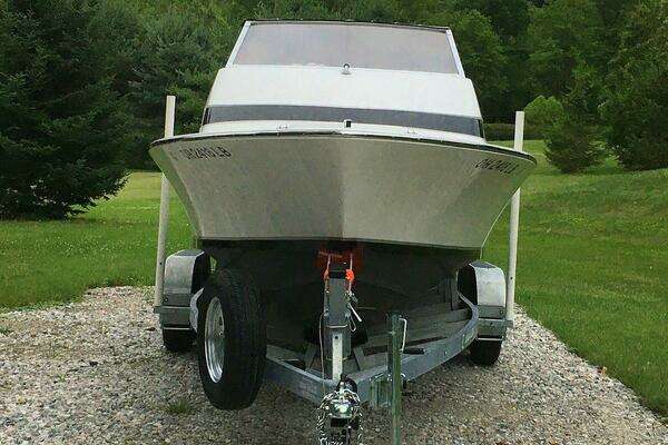 Photo of the 1969 Bertram Bahia Mar 20