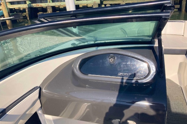 20ft Sea Ray Yacht For Sale