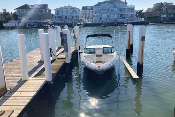 20ft Sea Ray Yacht For Sale