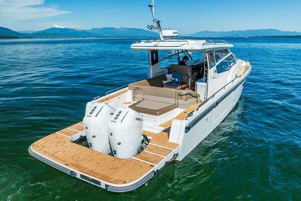 Nimbus W11 Yacht For Sale