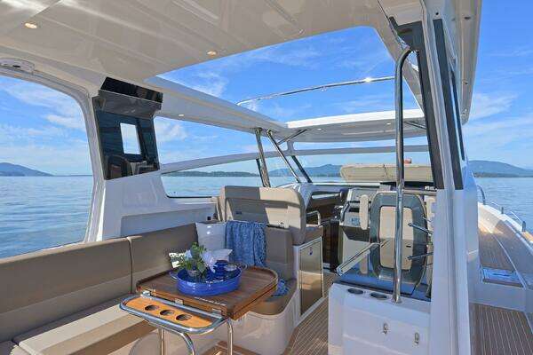 Nimbus W11 Yacht For Sale