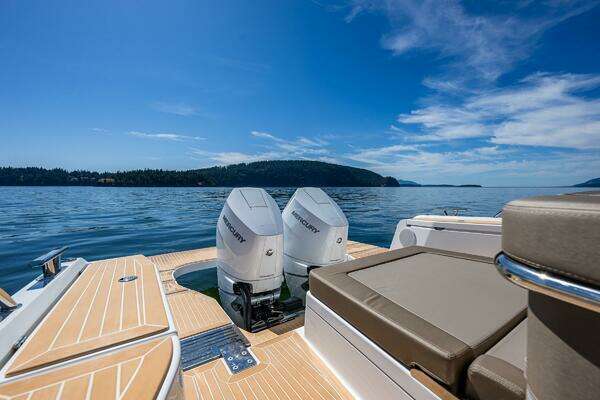 Nimbus W11 Yacht For Sale