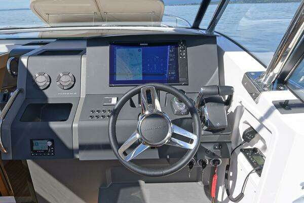 Nimbus W11 Yacht For Sale