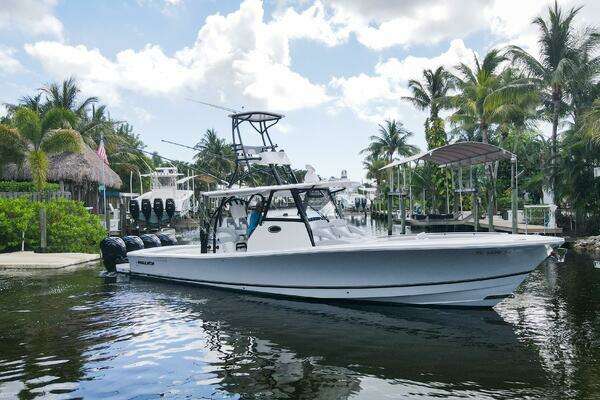 Photo of the 2020 Regulator 41 "Grey Hull"