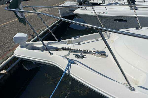 Photo of the 2005 Monterey 322 Cruiser