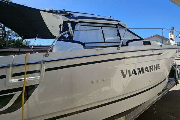 Photo of the 2023 Jeanneau NC795 S2