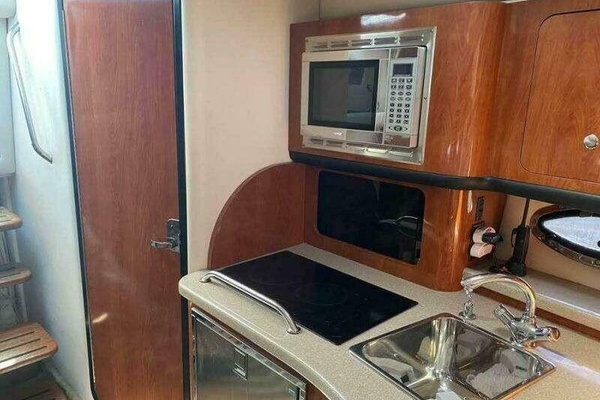 35ft Crownline Yacht For Sale
