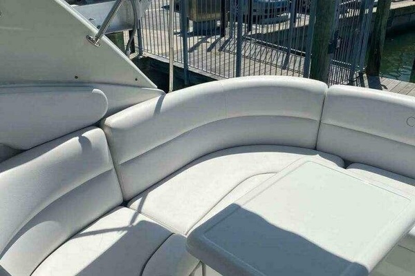 35ft Crownline Yacht For Sale
