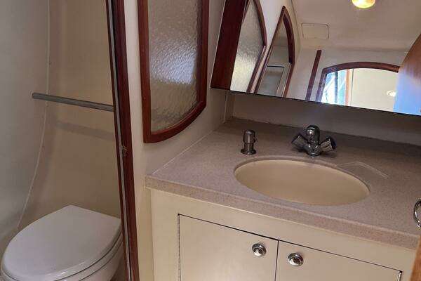 Hunter 356 Yacht For Sale