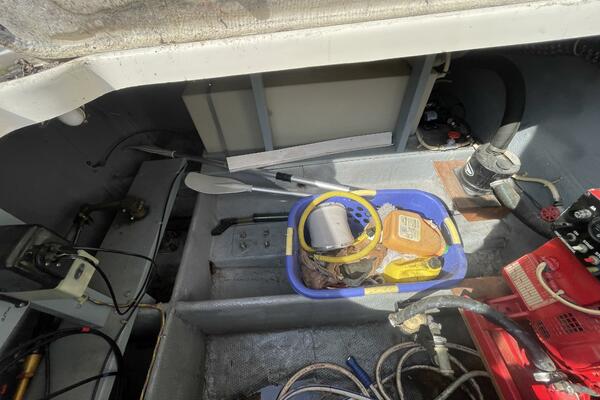 NO NAME 37ft Silverton Yacht For Sale