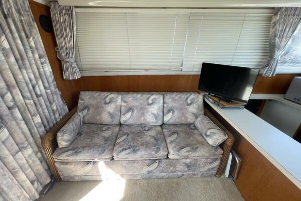 NO NAME 37ft Silverton Yacht For Sale