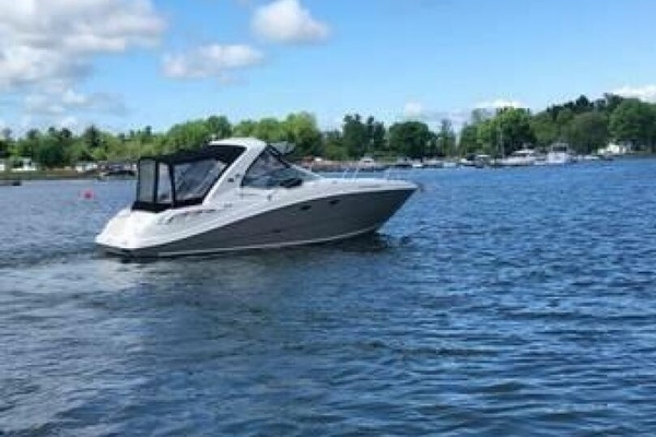ANOTHER HOTSHOT 31ft Sea Ray Yacht For Sale