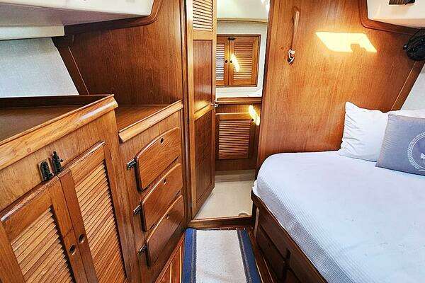 Photo of the 1988 Island Packet  "Joyful Wing"