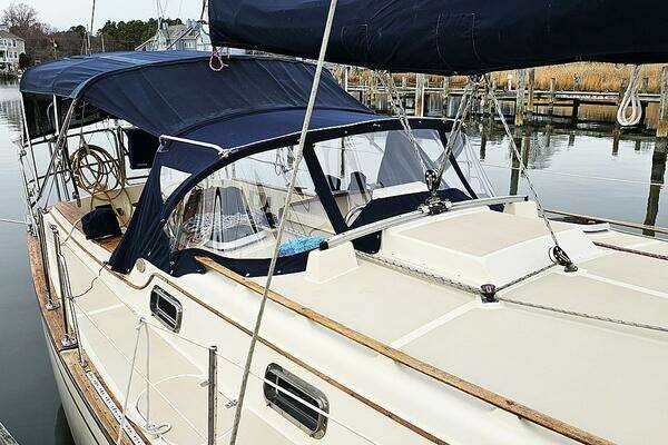 Photo of the 1988 Island Packet  "Joyful Wing"