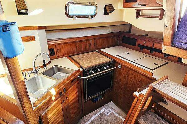 Photo of the 1988 Island Packet  "Joyful Wing"