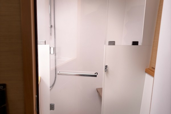 Lagoon Lagoon 560 Yacht For Sale