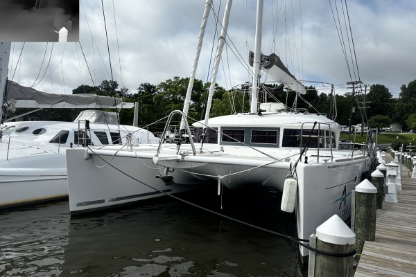 Lagoon Lagoon 560 Yacht For Sale