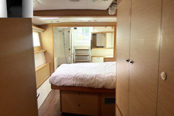 Lagoon Lagoon 560 Yacht For Sale