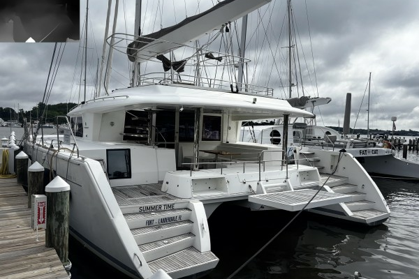 Lagoon Lagoon 560 Yacht For Sale