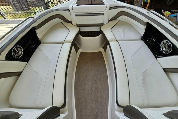 24ft Yamaha Boats Yacht For Sale