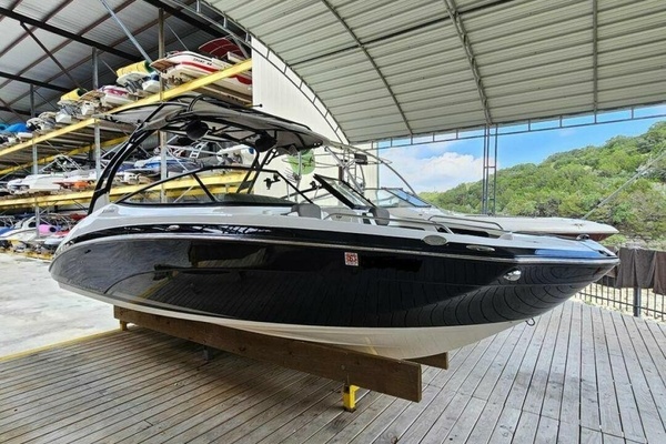 24ft Yamaha Boats Yacht For Sale
