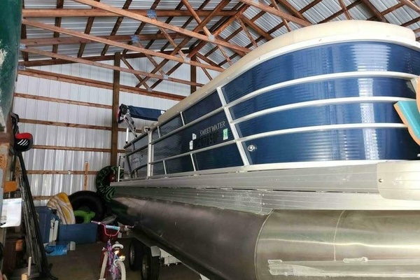 23ft Sweetwater Yacht For Sale