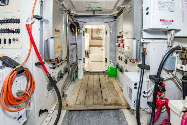 Marquis Markham Edition Yacht For Sale