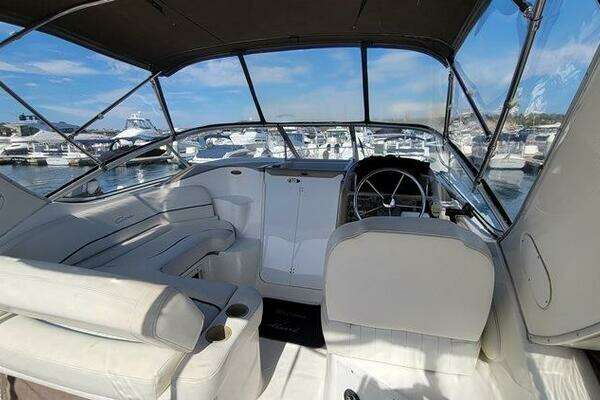 Hawley s Haven 28ft Bayliner Yacht For Sale
