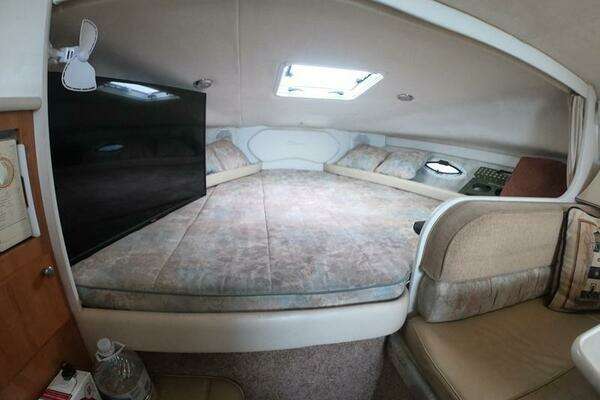 Hawley s Haven 28ft Bayliner Yacht For Sale