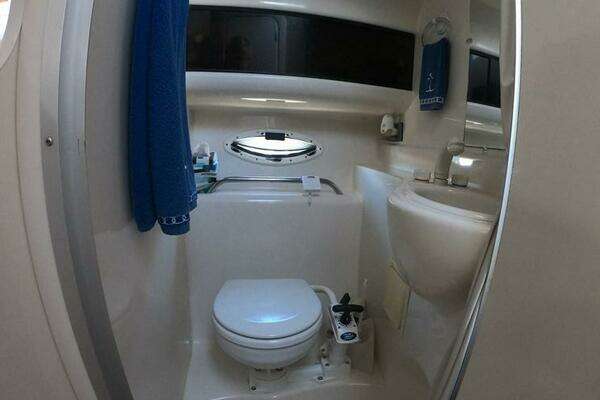 Hawley s Haven 28ft Bayliner Yacht For Sale