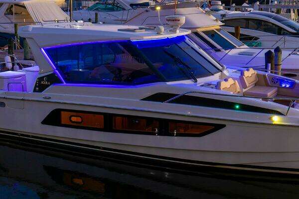 Aquila 36 Power Cat Yacht For Sale