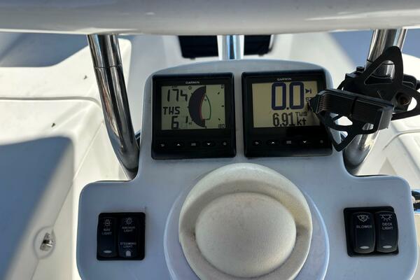 36ft Hunter Yacht For Sale