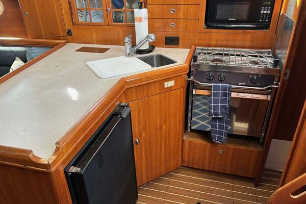 36ft Hunter Yacht For Sale