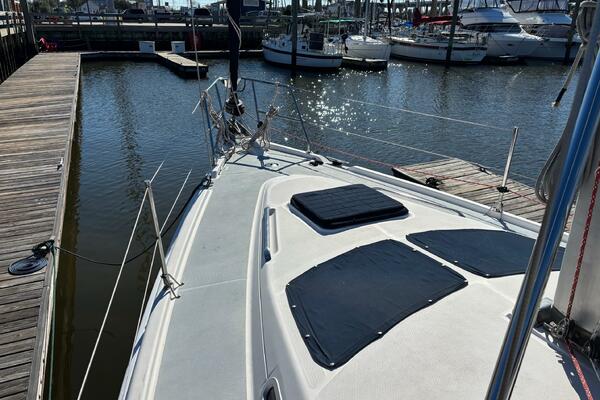 36ft Hunter Yacht For Sale