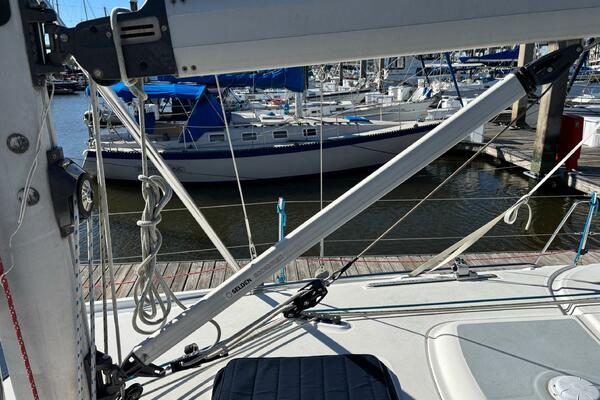 36ft Hunter Yacht For Sale