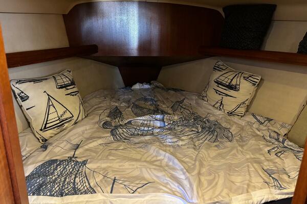 36ft Hunter Yacht For Sale